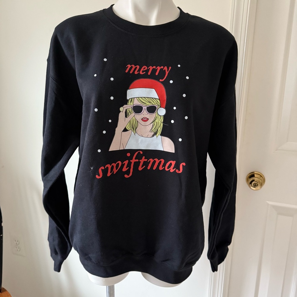 Merry Swiftmas Sweatshirt- Large